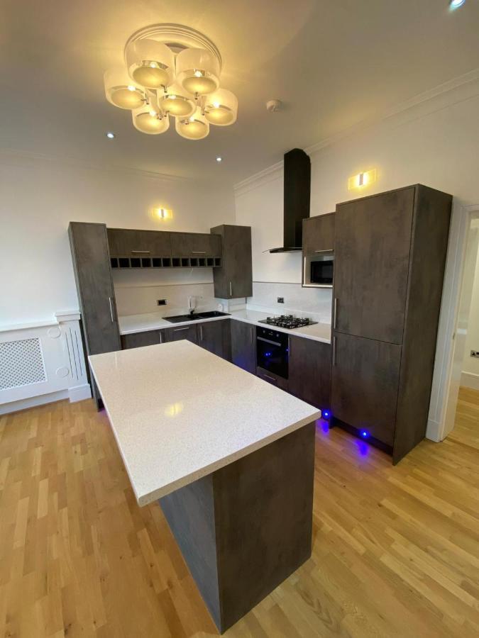 Luxury Apartment Apt5 Wolverhampton Buitenkant foto