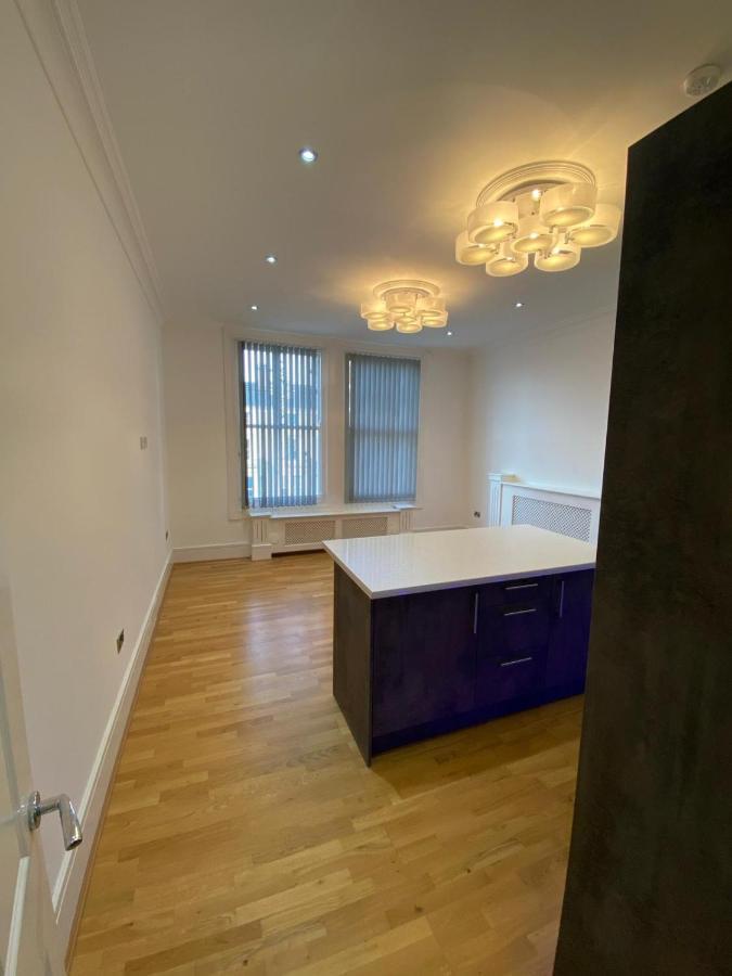 Luxury Apartment Apt5 Wolverhampton Buitenkant foto