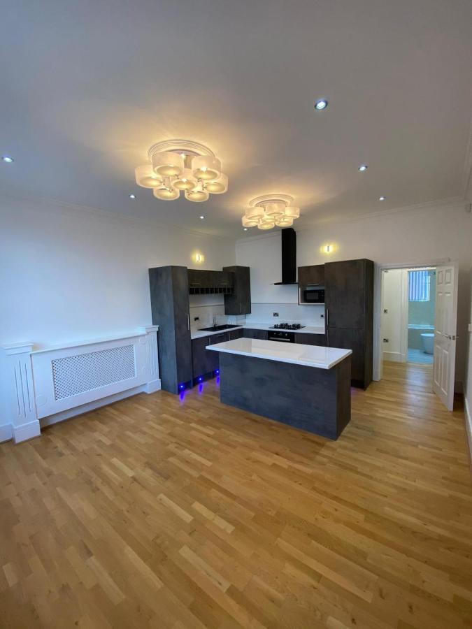 Luxury Apartment Apt5 Wolverhampton Buitenkant foto