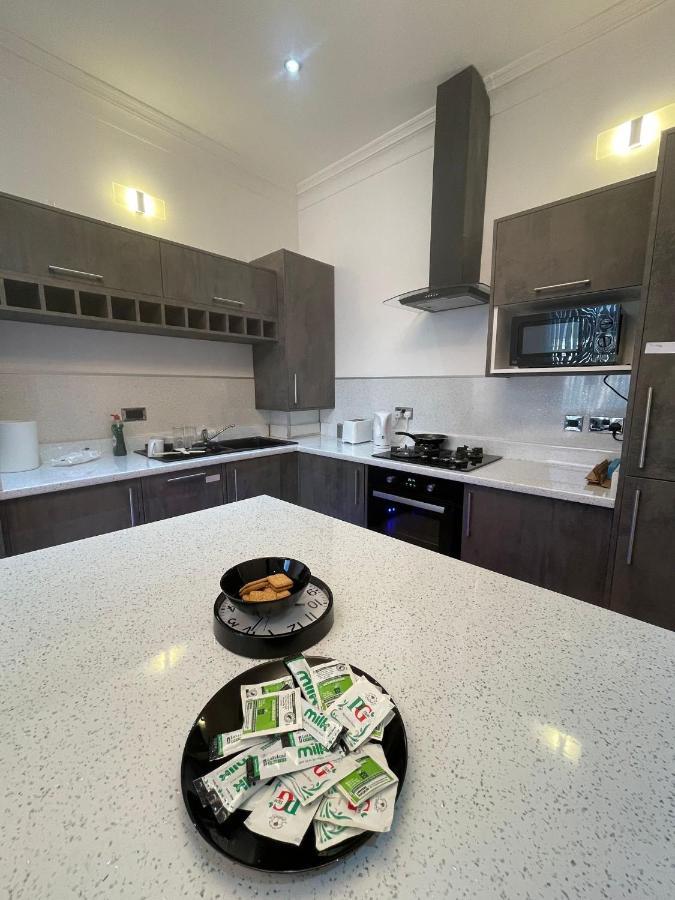 Luxury Apartment Apt5 Wolverhampton Buitenkant foto