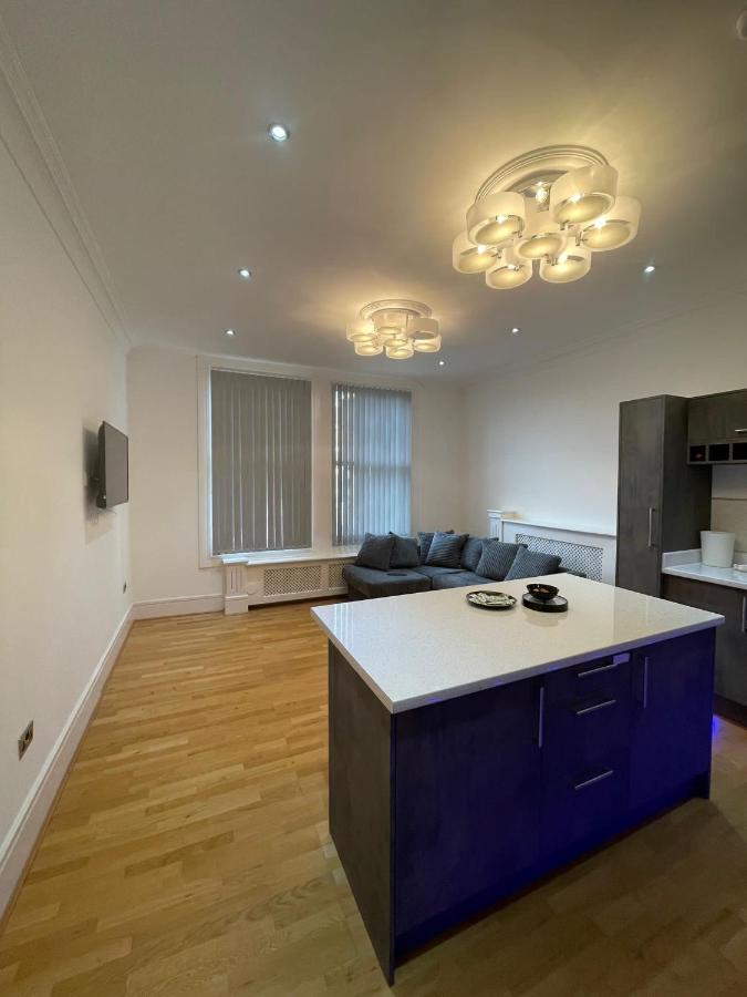 Luxury Apartment Apt5 Wolverhampton Buitenkant foto